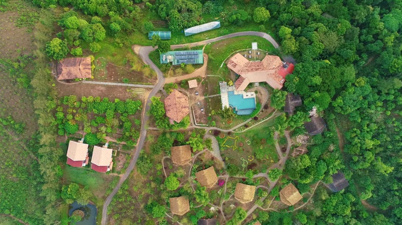 מדיקרי Heritage Resort Coorg מראה חיצוני תמונה