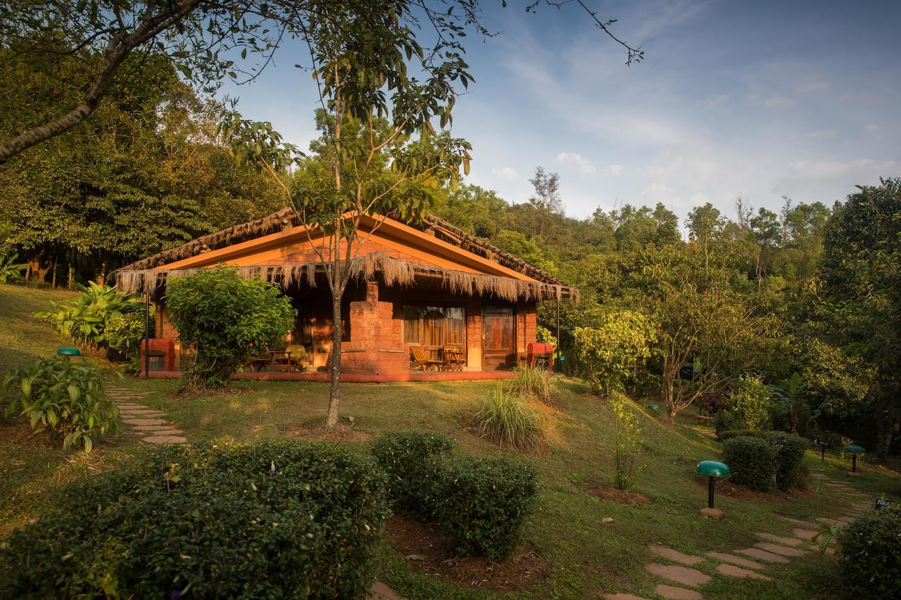 מדיקרי Heritage Resort Coorg מראה חיצוני תמונה